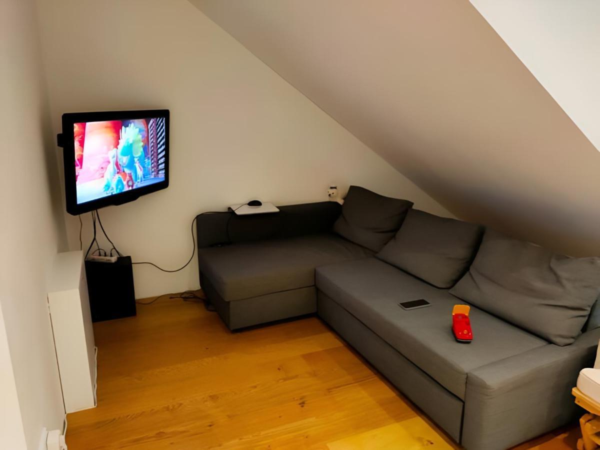 Zimmer 31Qm Inkl. Duschbad Hamburgo Exterior foto